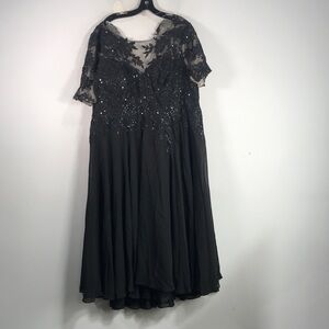 JJ's House Caitlin A-Line Sequin Lace Dress, Women's Size 22W - Black